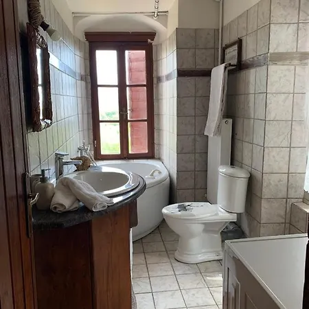 Apartment ο πύργος του μαγεμενου *