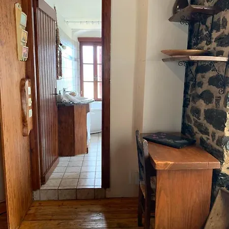 ο πύργος του μαγεμενου Apartment